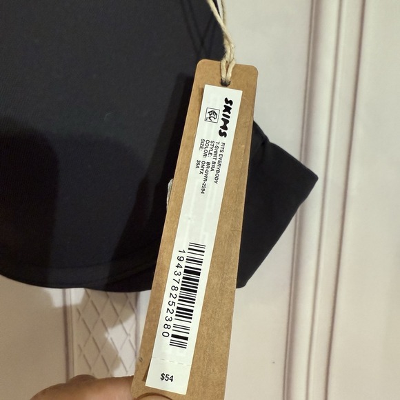 Skims Fits Everybody T-Shirt Bra In Onyx Black Size 36A NWT $54 - Picture 2 of 9